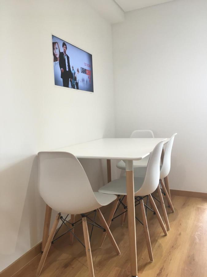 Bedrooms In Modern Guest House Almada Exteriér fotografie